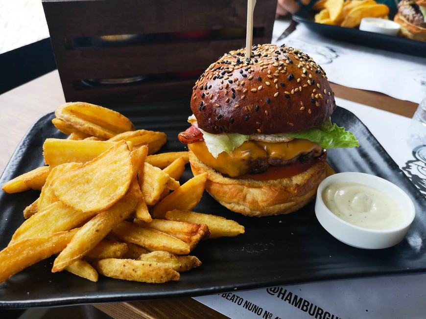 Enigma - Hamburgueria Artesanal - Batalha