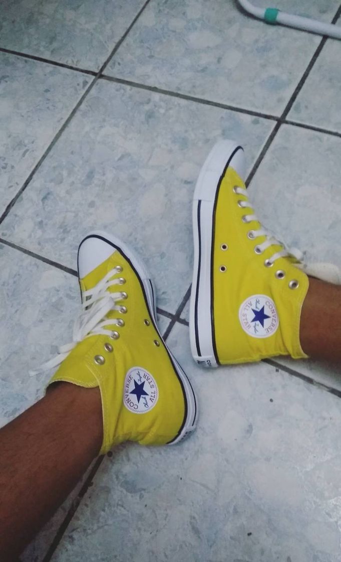 Moda All Star amarelo