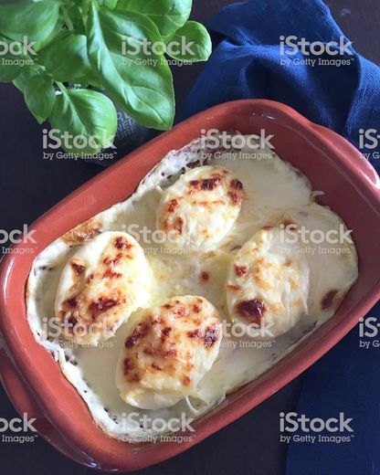 Ovos com bechamel