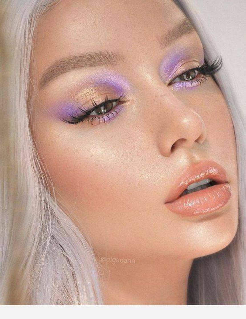 Fashion Purple dewy eyes 