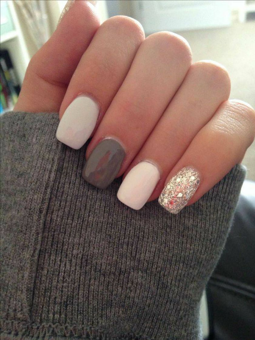 Social Nails