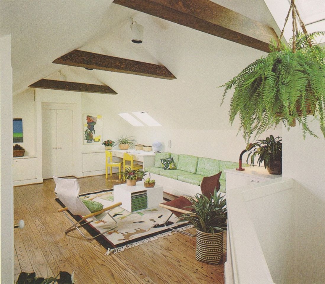 Fashion Stretching Living Space, 1983. 