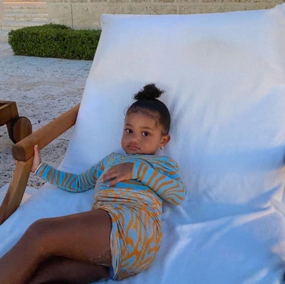 Social Stormi