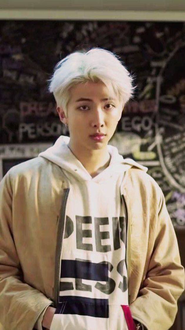 Moda Líder do BTS, Kim Namjoon.