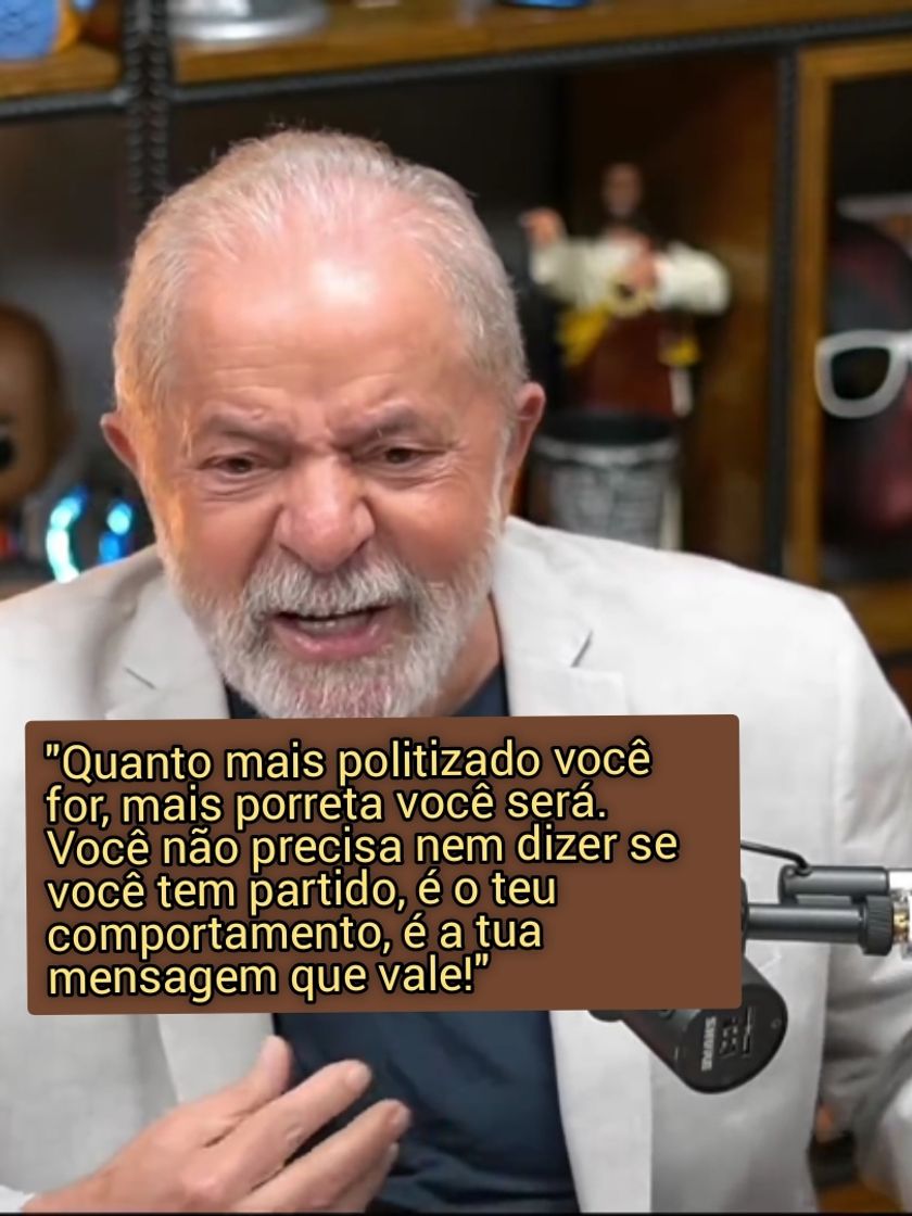 Social Lula ensina Mítico a ser político 
