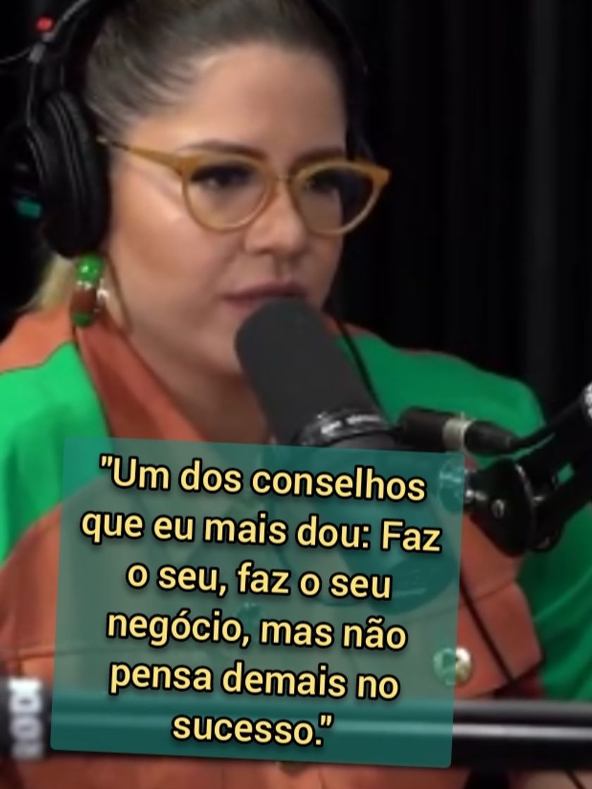 Fashion Assista uma das últimas entrevistas de Marília Mendonça