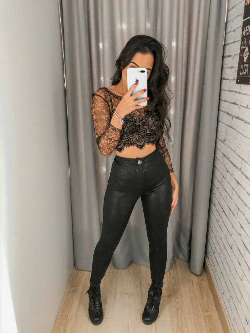 Social Look com calça de couro 