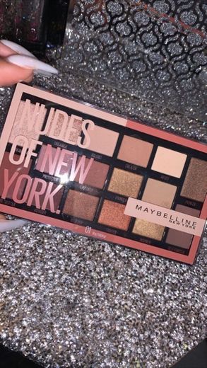 Maybelline Nudes Of New York Eyeshadow Pallete