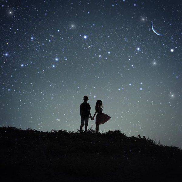 Pra ouvir a noite, olhando o céu 🔮✨