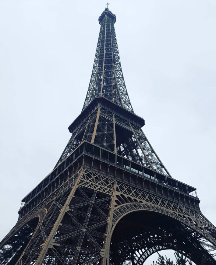 Place Torre Eiffel