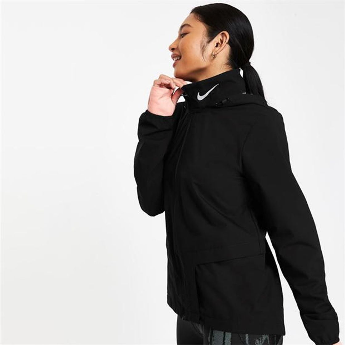 Moda NIKE
Shield Hood Jacket Ladies