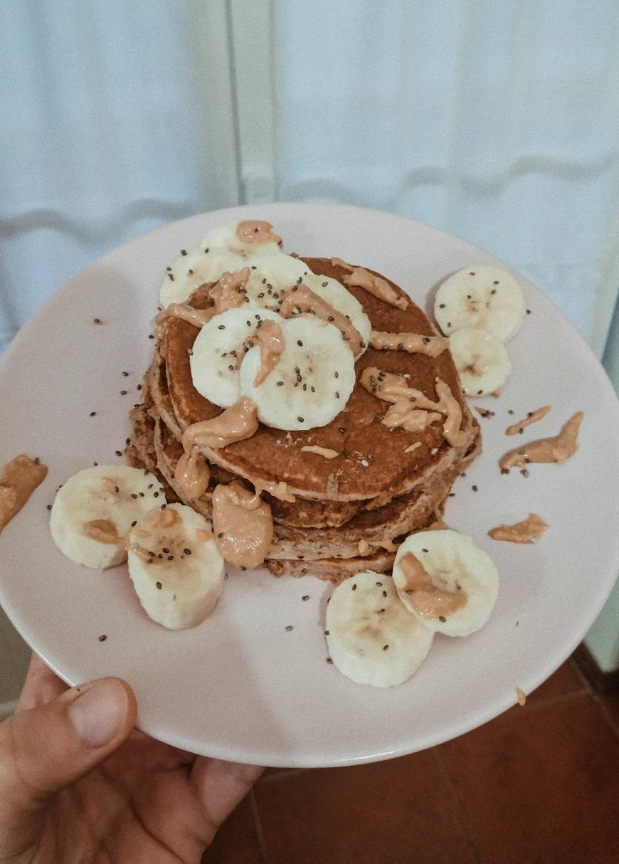 Moda Banana & Oatmeal Blender Pancakes