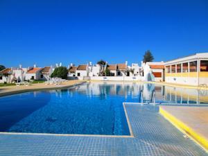 Aldeamento Turístico das Pedras da Rainha