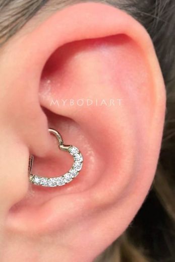 Piercing • orelha 