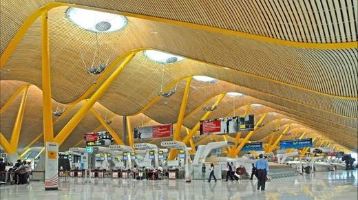 Madrid-Barajas Adolfo Suárez Airport (MAD)