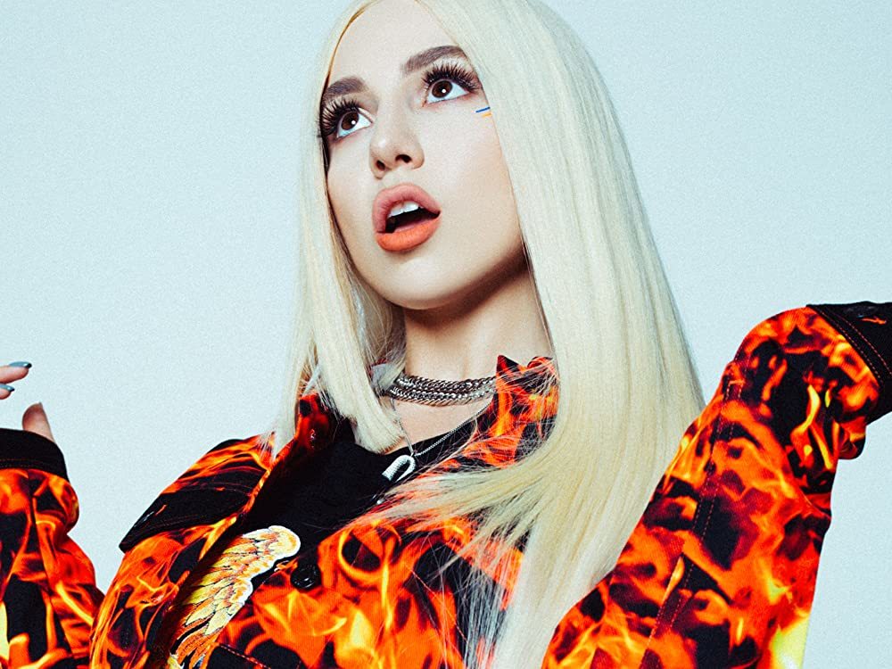 Fashion Ava Max