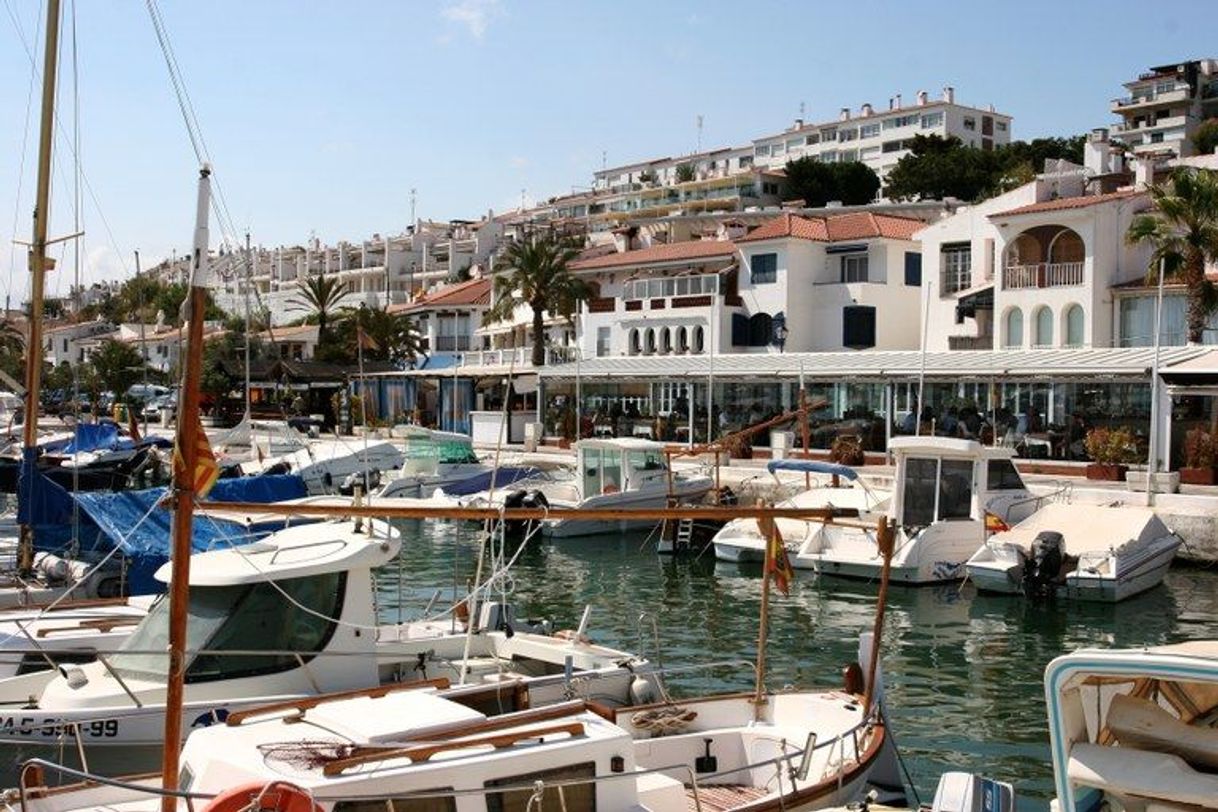 Lugares Port de Sitges - Aiguadolç