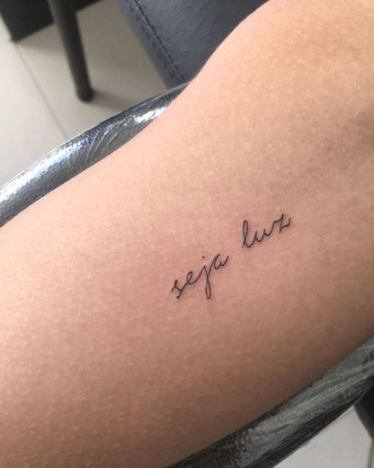 SEJA LUZ-TATTOO MINIMALISTAS