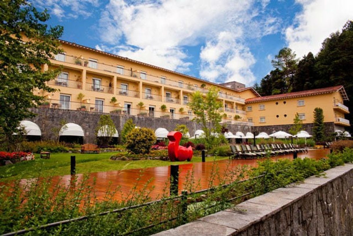 Lugar Grande Hotel Campos DO Jordao