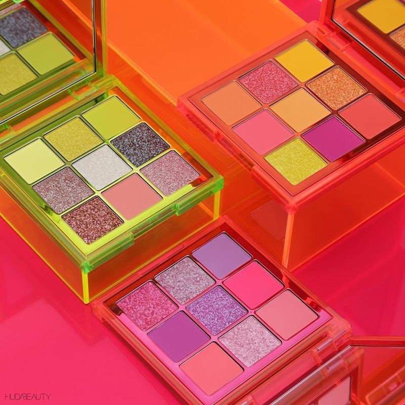 Moda 
Neon Obsessions
Palette Sombra de Olhos