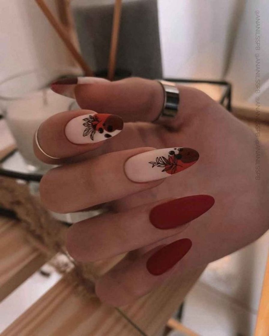 Fashion nails