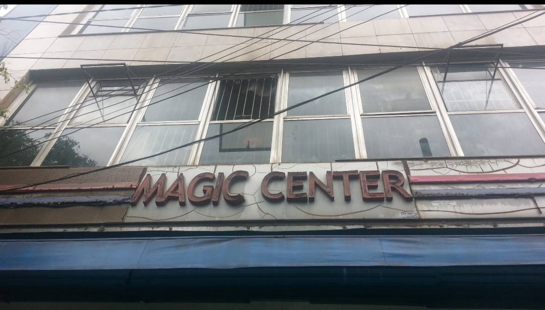 Lugar Magic T-Shirt