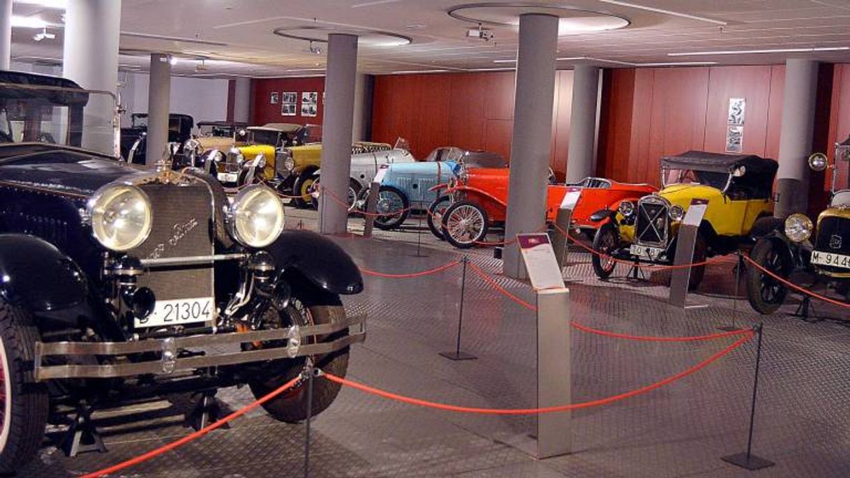 Place Museo de Historia de la Automoción