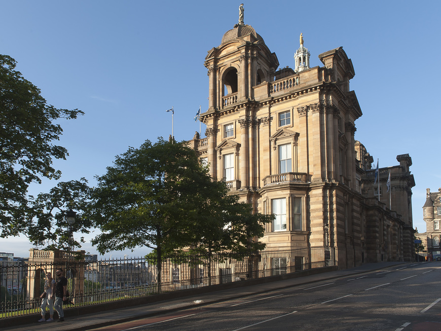 Lugar Museum on the Mound