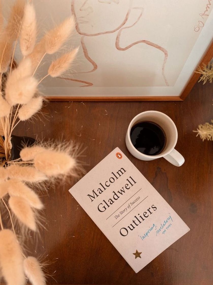 Libro Outliers