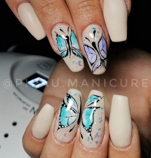 Uñas de Mariposa🦋