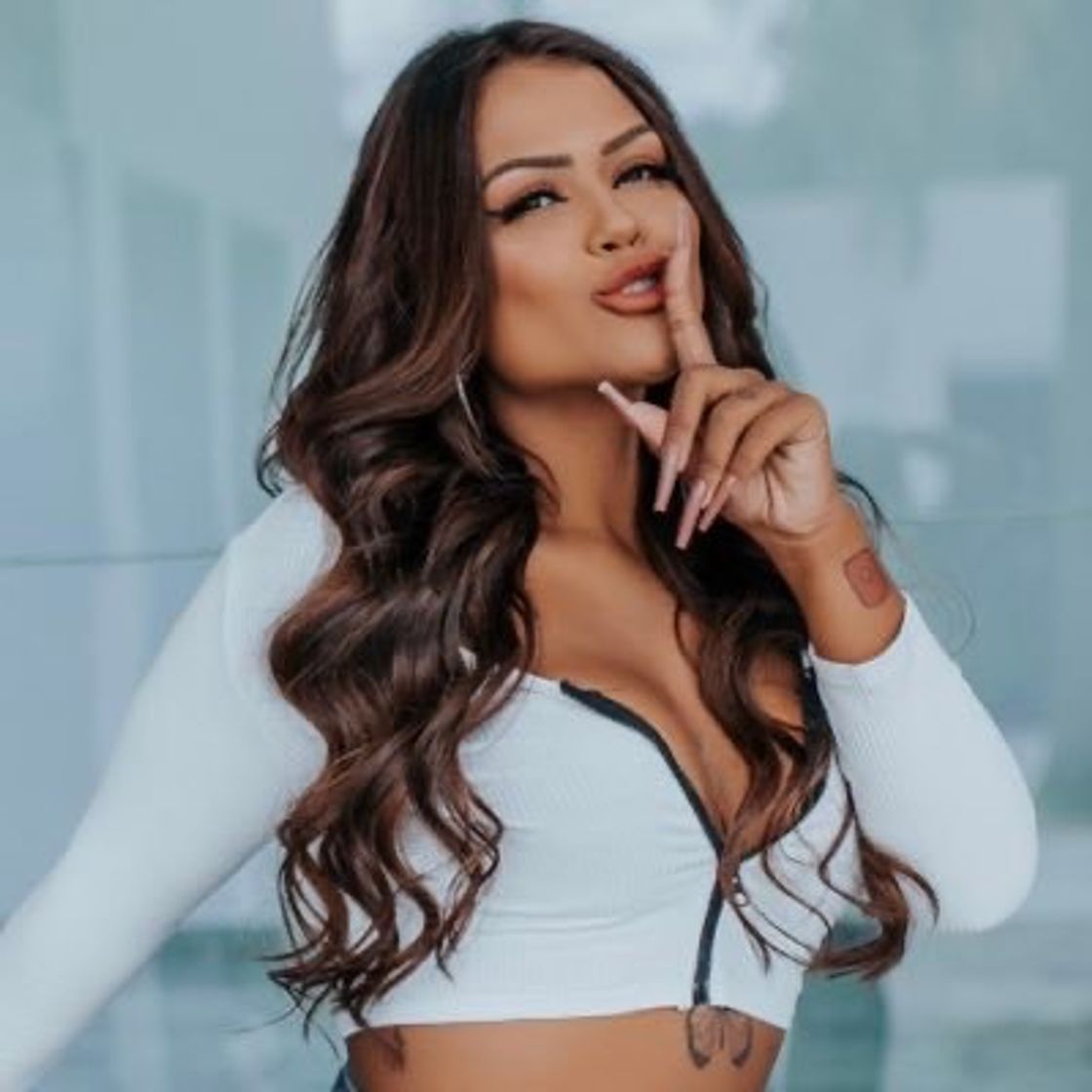 Social Camila Loures 