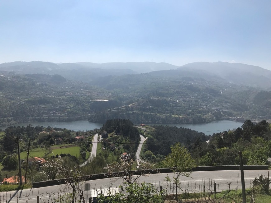 Lugar Presa de Carrapatelo