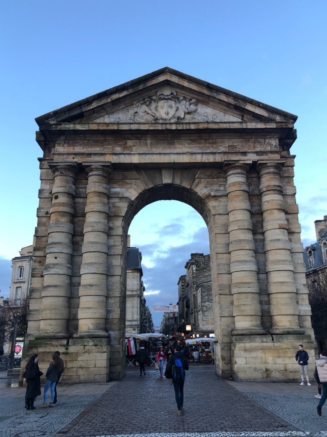 Place porte d'Aquitaine