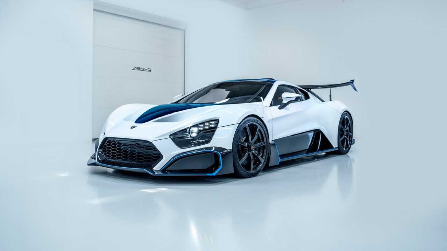 Moda Zenvo Automotive A/S – Danish Hypercar Manufacturer