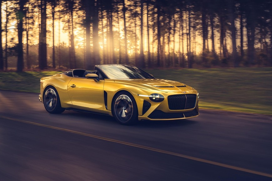 Social Official Bentley Motors website | Powerful, handcrafted luxury cars