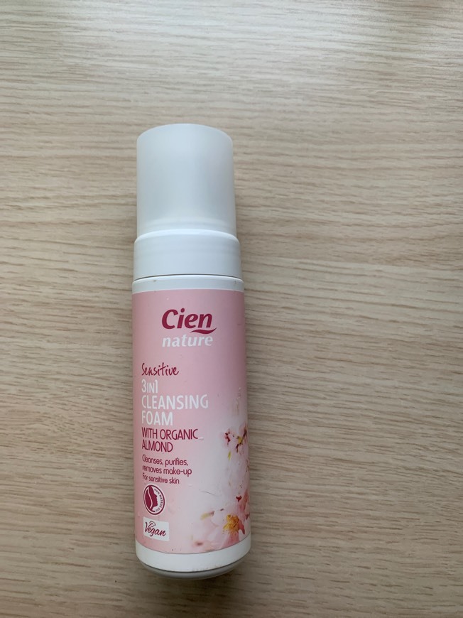 Product 3in1 CLEANSING FOAM 