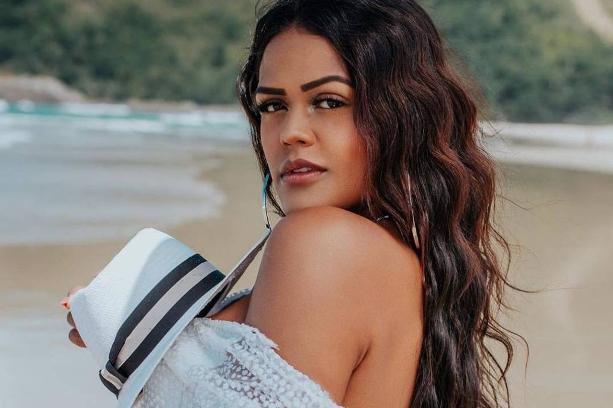 Social Camila loures