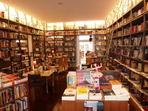 100° Página Book store