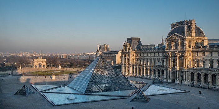 Place Museo del Louvre