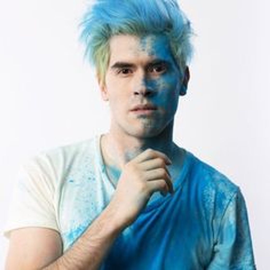 Fashion YouTuber Germán Garmendia