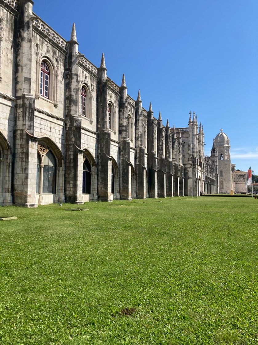 Place Monasterio de los Jerónimos de Belém