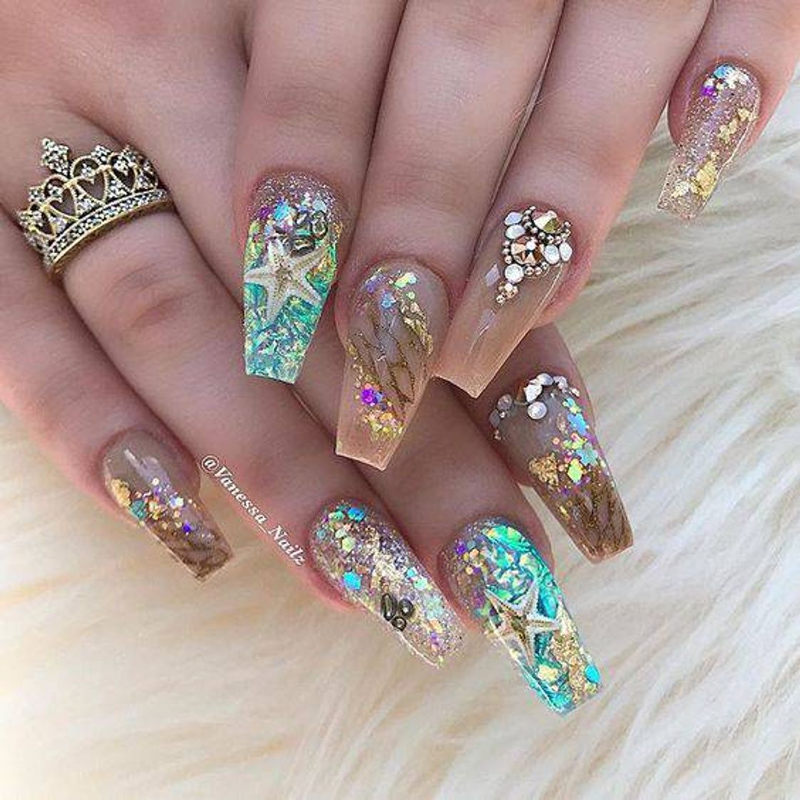 Moda Nails