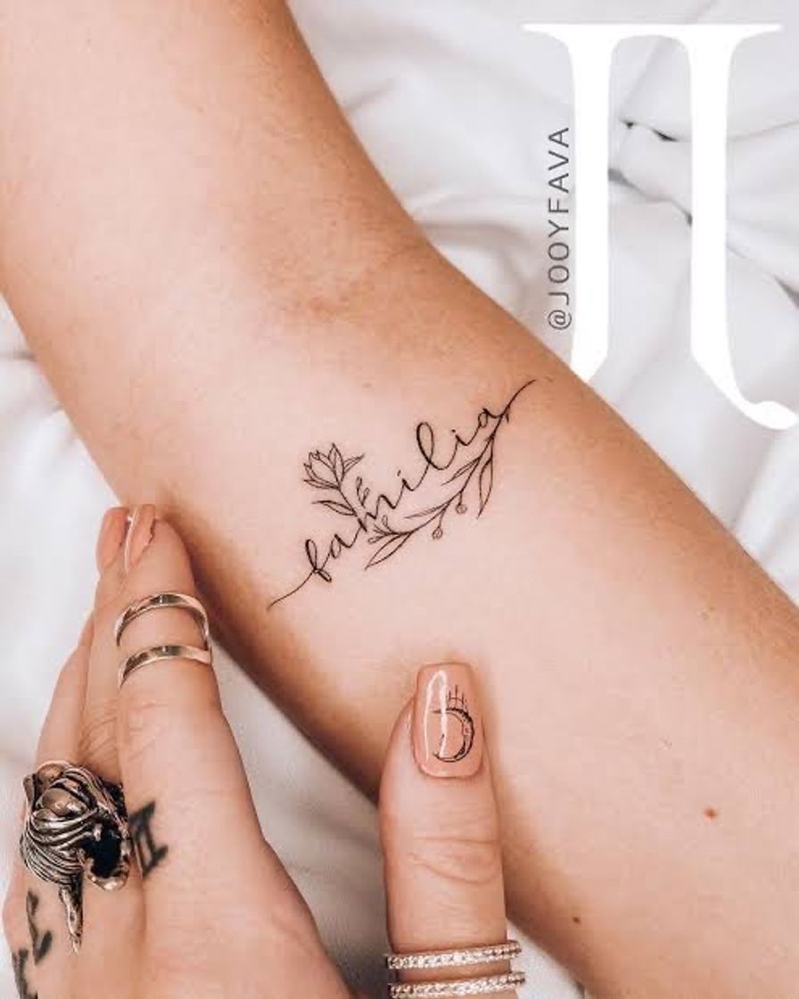 Moda 4 tatuagens femininas de traços finos - Pinterest