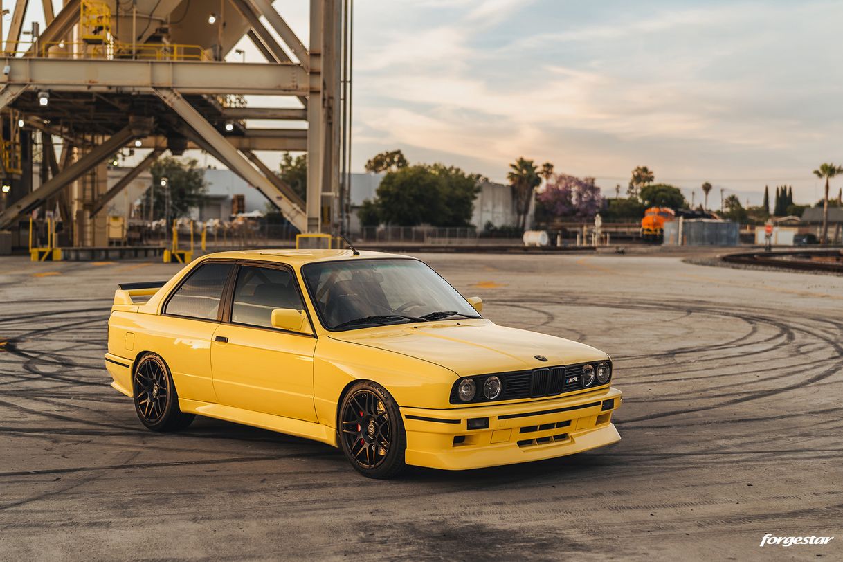 Social Bmw M3 e30