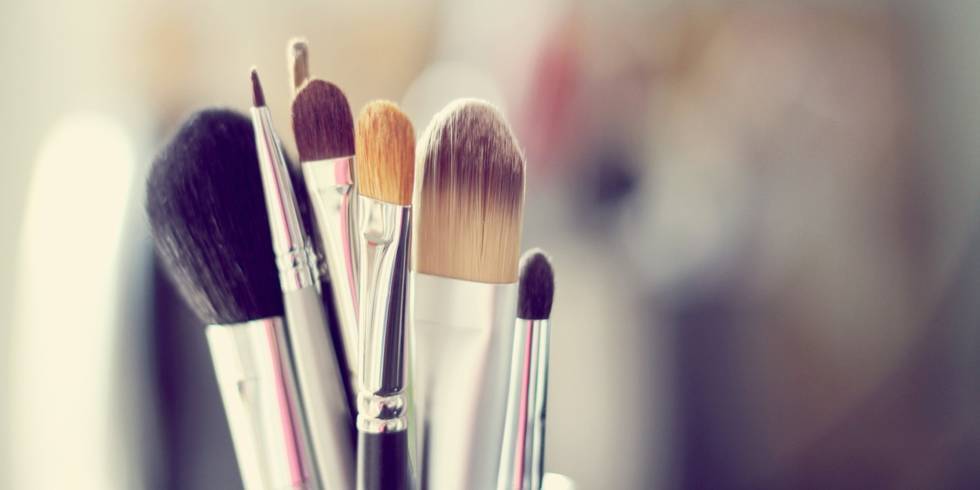 Social Limpiar tus brochas de maquillaje y cómo hacer