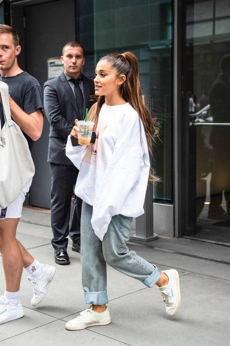 Fashion Ariana Grande