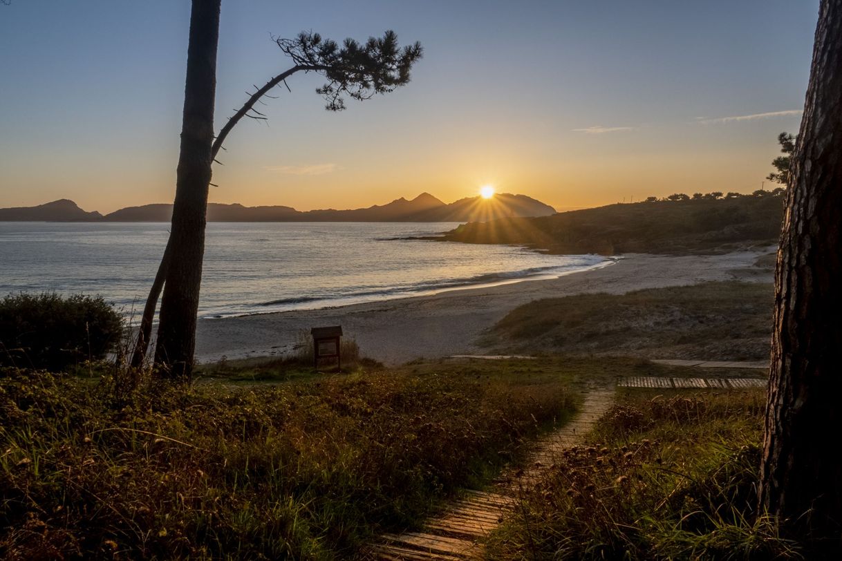 Lugar Praia de Melide