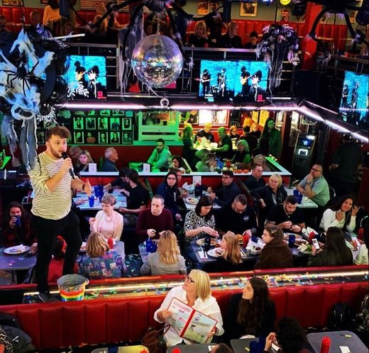 Ellen’s Stardust Diner