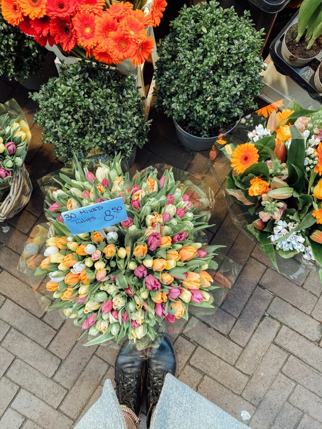 Lugar Bloemenmarkt