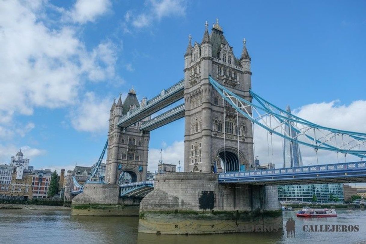 Place Tower Bridge